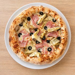 pizza cu carciofi